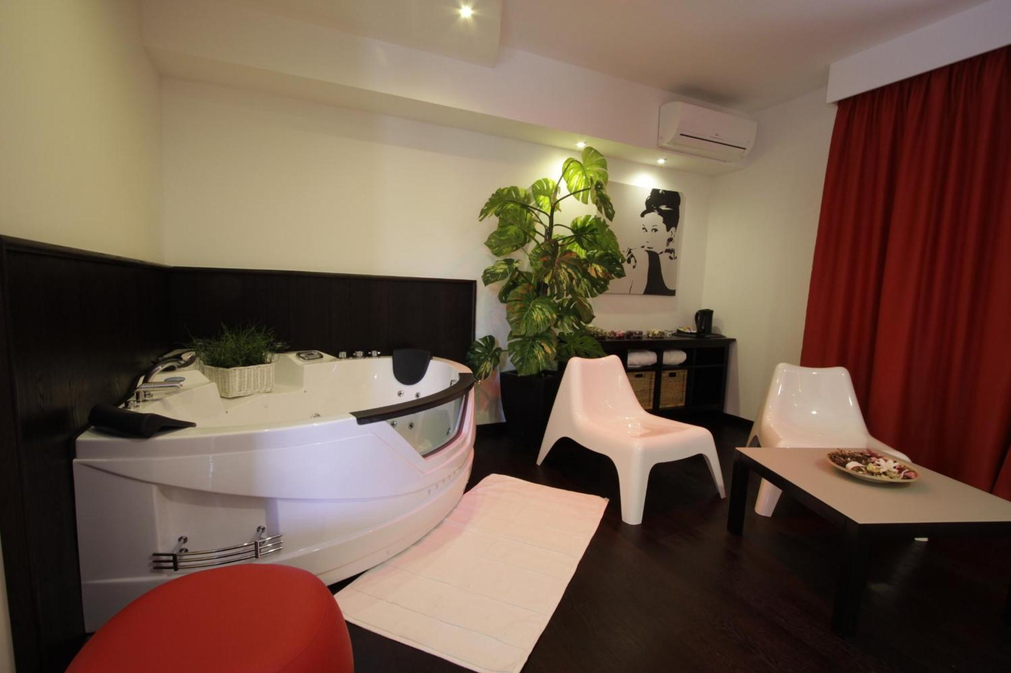 Hotel Paradise Airport Forli Ngoại thất bức ảnh