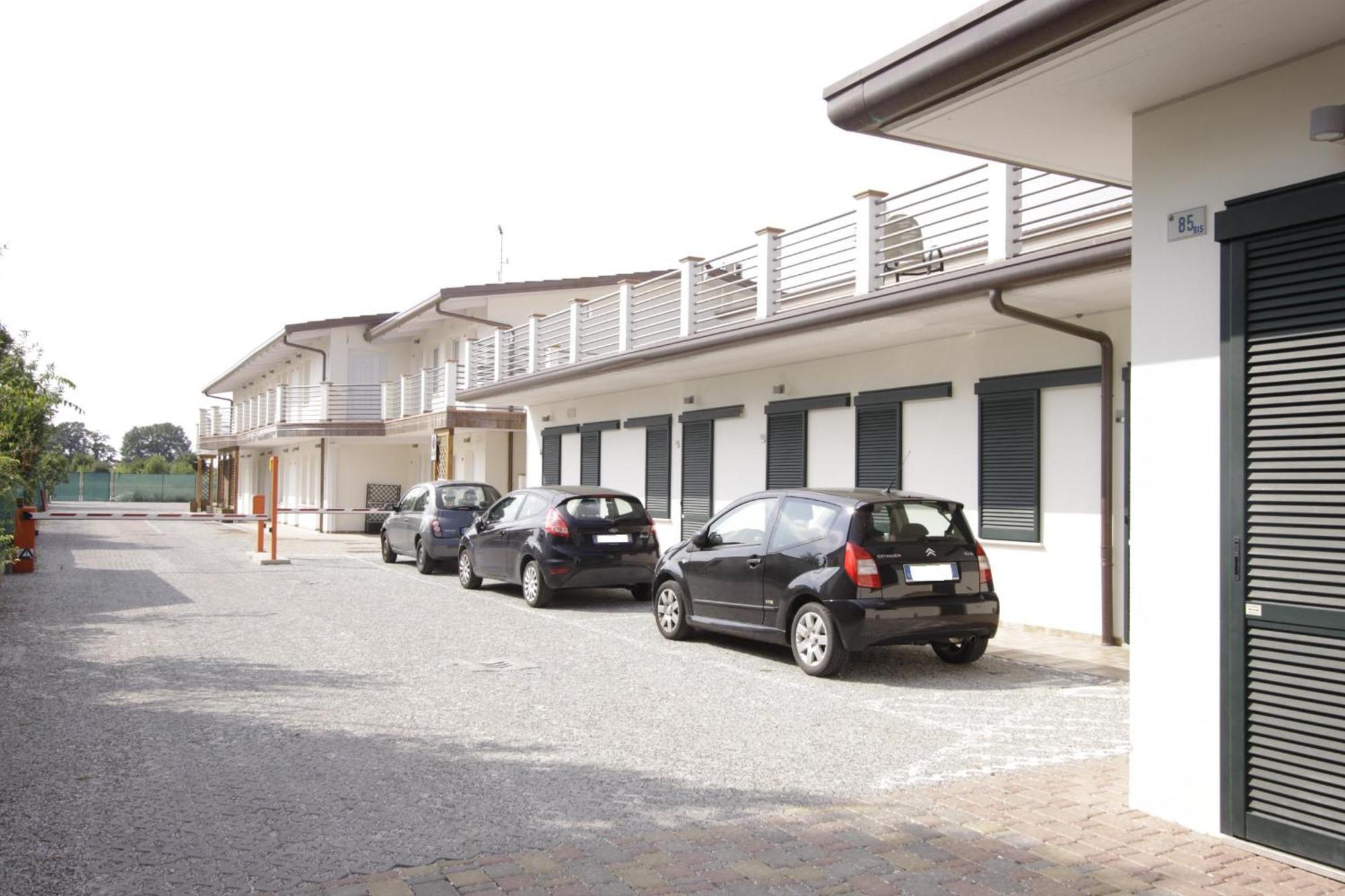 Hotel Paradise Airport Forli Ngoại thất bức ảnh