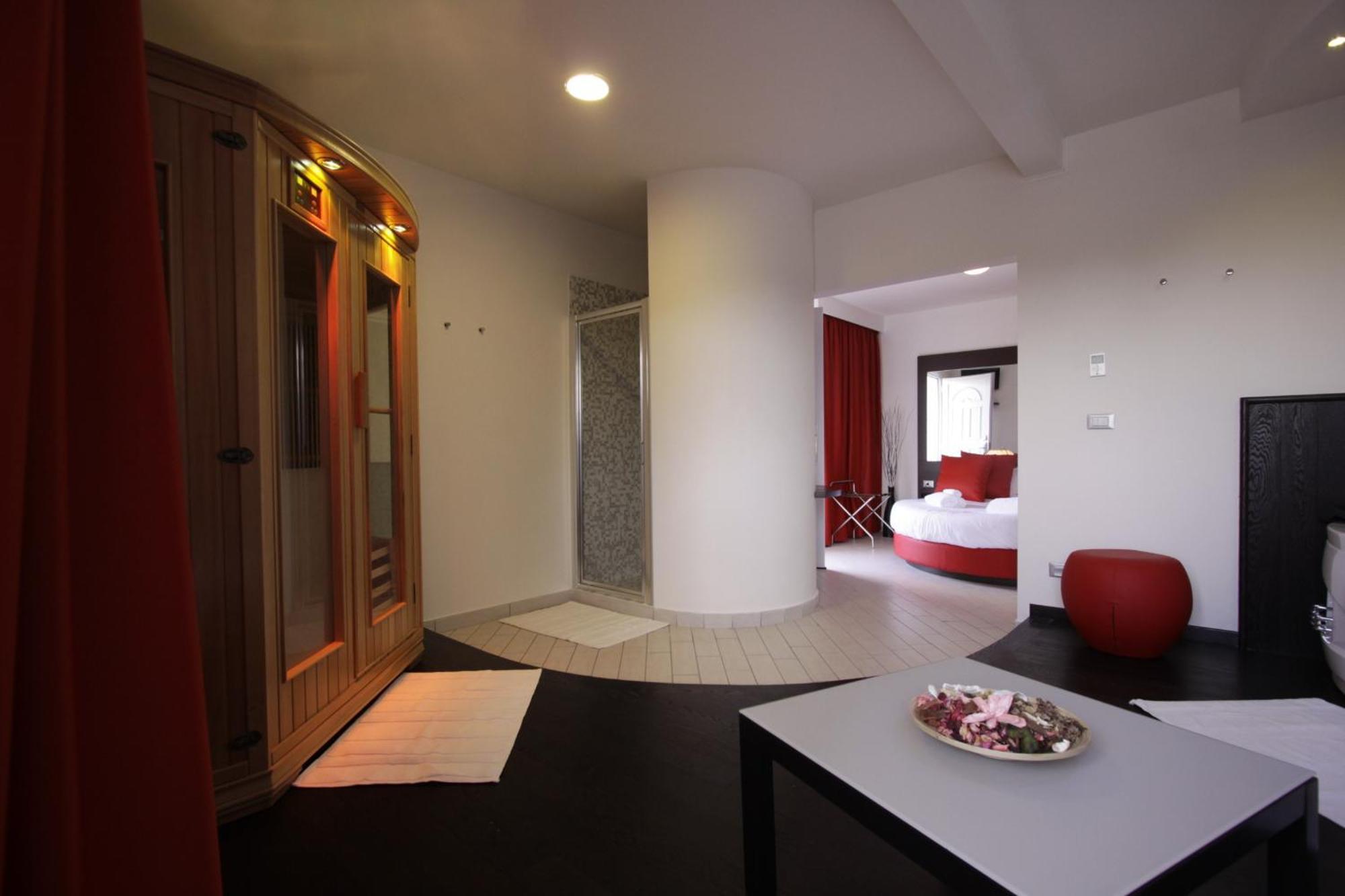 Hotel Paradise Airport Forli Ngoại thất bức ảnh
