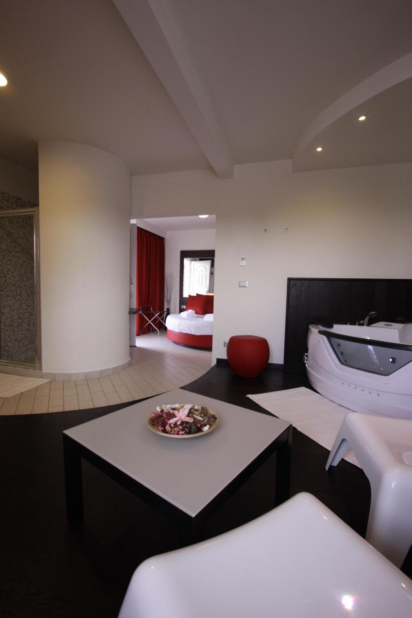 Hotel Paradise Airport Forli Ngoại thất bức ảnh